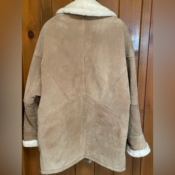 YELLOWSTONE Leather Ranch Coat - Picture 2 of 15